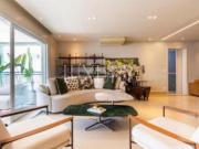 Apartamento em uma das melhores ruas do Bairro em predio...