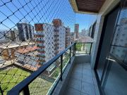 Apartamento em Vila Guilhermina, Praia Grande/SP de 77m²...