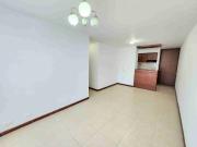 Apartamento en 4to piso, 3 habitaciones, piscina, sur de...