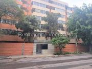 Apartamento en Alquiler en Campo Alegre, Caracas