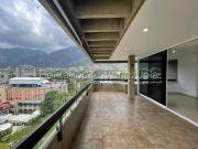 Apartamento en Alquiler en Caracas Altamira Distrito...