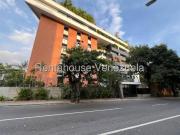 Apartamento en Alquiler en Caracas Campo Alegre Distrito...