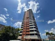 Apartamento en Alquiler en Caracas las mesetas de santa...