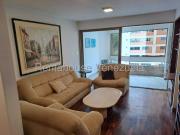 Apartamento en Alquiler en Caracas Los Palos Grandes...