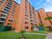 Apartamento en Alquiler en Colinas de La Tahona, Caracas
