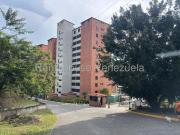 Apartamento en Alquiler en Colinas de La Tahona, Caracas