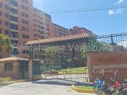 Apartamento en Alquiler en Colinas de La Tahona, Caracas