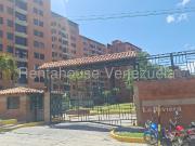 Apartamento en Alquiler en Colinas de La Tahona, Caracas