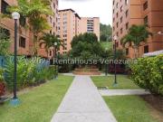 Apartamento en Alquiler en Colinas de La Tahona, Caracas
