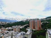 Apartamento en Alquiler en Colinas de Los Chaguaramos,...