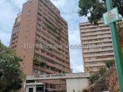 Apartamento en Alquiler en Colinas de Quinta Altamira,...