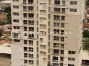 Apartamento en Alquiler en La Lago, Maracaibo