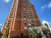 Apartamento en Alquiler en La Lago, Maracaibo