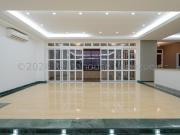 Apartamento en Alquiler en La Tahona, Caracas