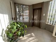 Apartamento en Alquiler en Lomas de Las Mercedes, Caracas