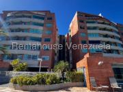 Apartamento en Alquiler en Lomas del Sol, Caracas