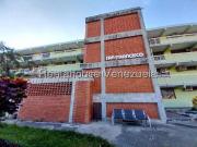 Apartamento en Alquiler en Los Chaguaramos, Maracay