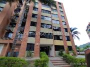 Apartamento en Alquiler en Los Naranjos Humboldt, Caracas