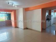 Apartamento en Alquiler en Maracay Girardot Aragua 88...