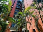 Apartamento en Alquiler en Res. Parque Choroní 2, Base...