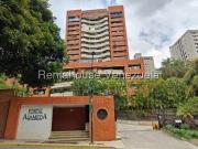 Apartamento en Alquiler en Santa Fe Norte, Caracas