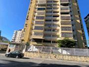 Apartamento en Venta Urb La Esperanza Maracay RG
