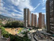 Apartamento en arriendo Altos del poblado cola del...