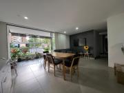 Apartamento en Arriendo Cumbres, en Envigado Antioquia