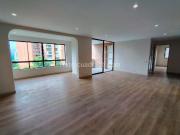 Apartamento en Arriendo, EL POBLADO, Medellín