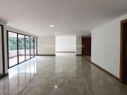 Apartamento en Arriendo, EL POBLADO, Medellín