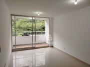 apartamento en arriendo en belén loma de los bernal. Cod...