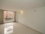 Apartamento En Arriendo En Bogota En Hayuelos A295054