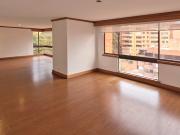 Apartamento En Arriendo En Bogota En Los Rosales A350143