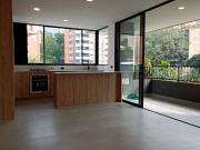 Apartamento en Arriendo en Castropol Poblado, Medellin...