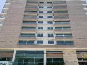 apartamento en arriendo en el poblado. Cod A125115