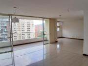 apartamento en arriendo en el poblado. Cod A1744