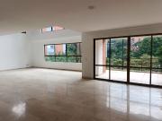 Apartamento en Arriendo en El Tesoro Poblado Medellín...