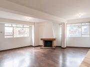 apartamento en arriendo en granada. Cod A26467
