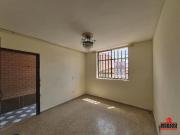 casa en arriendo en villa hermosa. Cod A2415