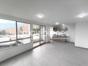 apartamento en arriendo en la cuenca. Cod A65908