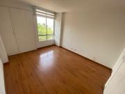 apartamento en arriendo en la loma del indio. Cod A62940