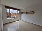 apartamento en arriendo en la pradera norte usaquén. Cod...