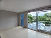 Apartamento en arriendo en La Villa en unidad cerrada