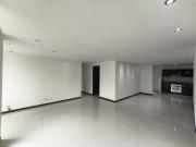 apartamento en arriendo en las cometas. Cod A64395