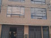 apartamento en arriendo en las ferias. Cod A7164501