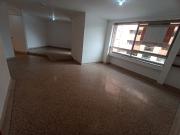 apartamento en arriendo en laureles. Cod A213771