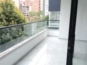 apartamento en arriendo en laureles. Cod A62751