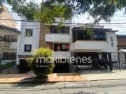 apartamento en arriendo en laureles. Cod A66412