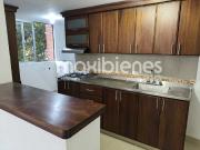 apartamento en arriendo en loma de las brujas. Cod A28053