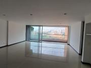 apartamento en arriendo en loma de las brujas. Cod A514008